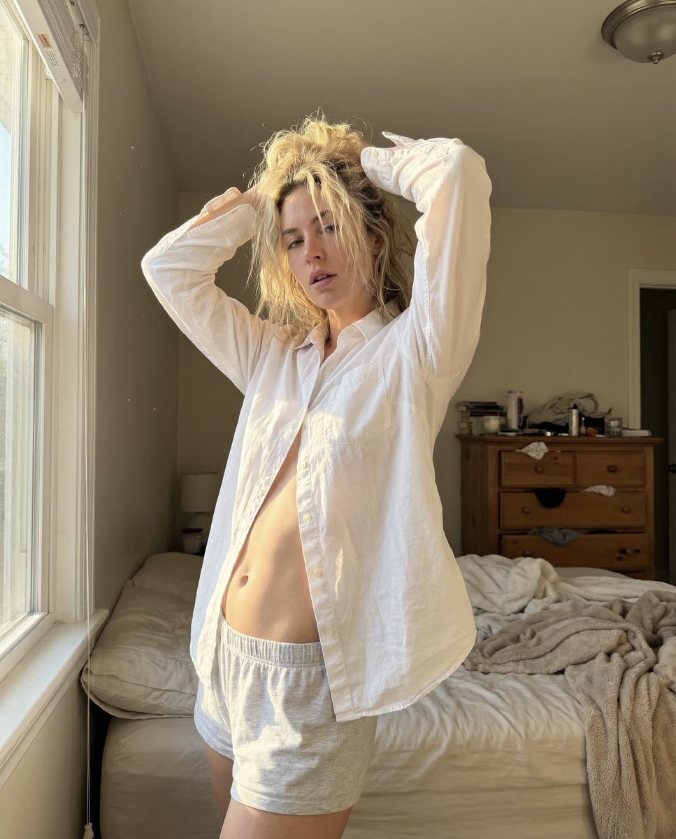 AIBoxBot最新教程：晨光街头人像质感参考 | NanoBanana（附提示词） - AIBoxBot