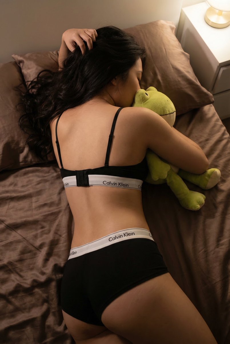 AIBoxBot视觉拆解：治愈系睡前插画：用 NanoBanana 做晚安图｜NanoBanana 教程 - AIBoxBot